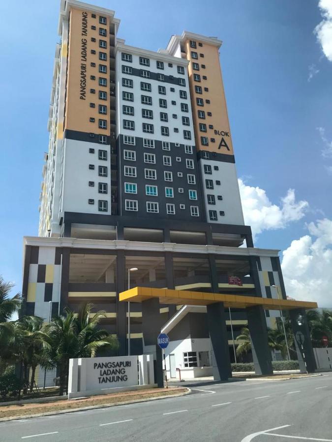 Sunnystay @ Ladang Tanjung كُوالا تيرينغانو المظهر الخارجي الصورة
